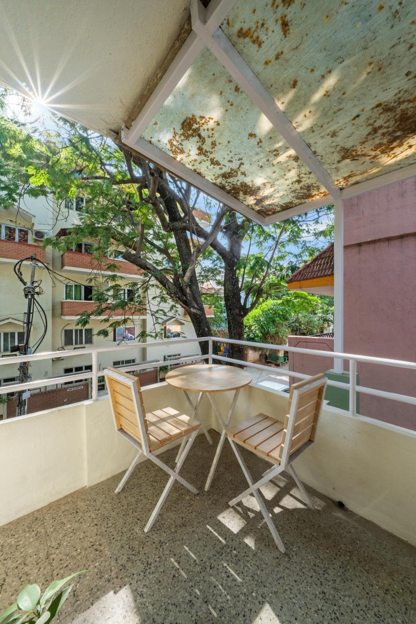 Villa House Of 2 Tress Penthouse Bangalore Exterior foto